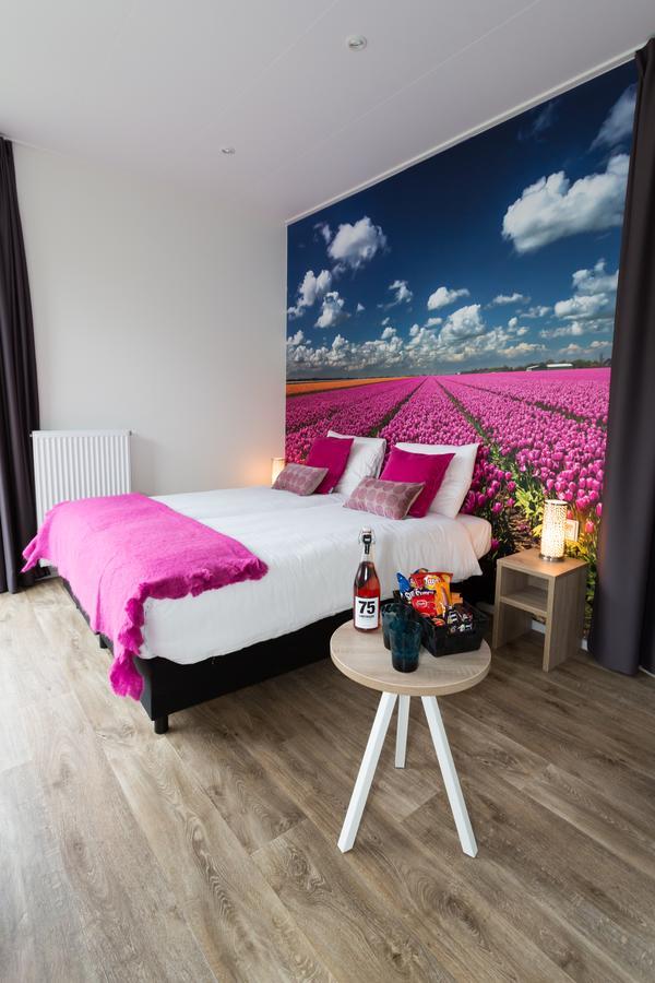 Hotel Herberg 1883 Velsen-Zuid Esterno foto